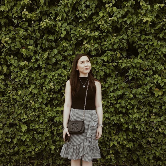 Meet your Posher, Devy - Picture 6 of 8